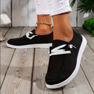 Womens Black Shoes Size 5.5